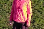 PinkCoatLooksYellow.png